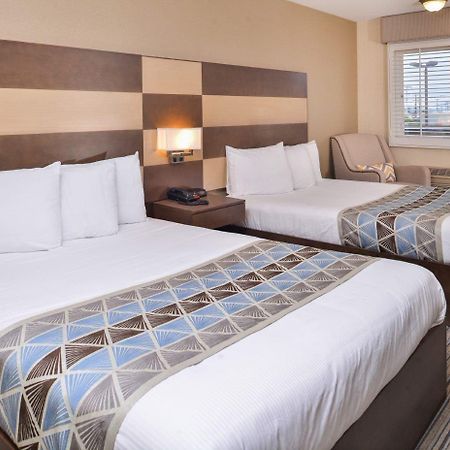 Good Living Inn San Carlos Bagian luar foto